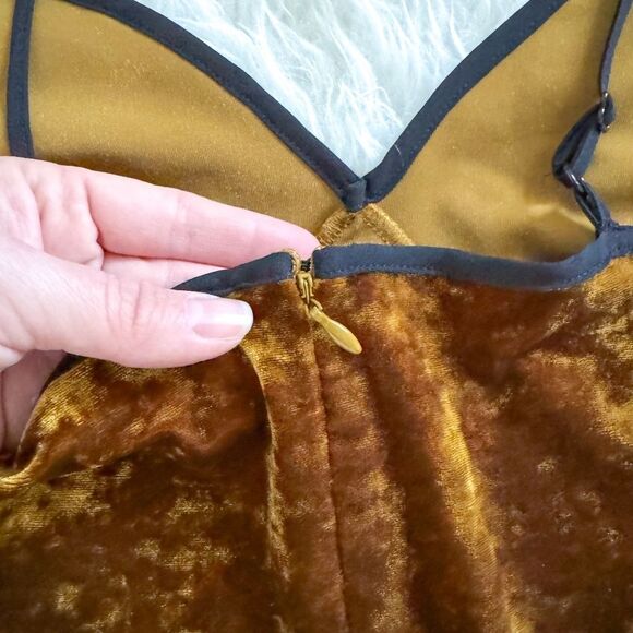 1.State Gold Crush Velvet Midi Slip Dress | Size M - Picture 5 of 10